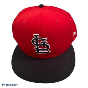 Le men’s men’s cap hat red color size 8